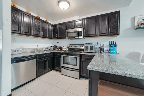 CENTURY 21 | MIZPAH 2 BED TOWNHOME