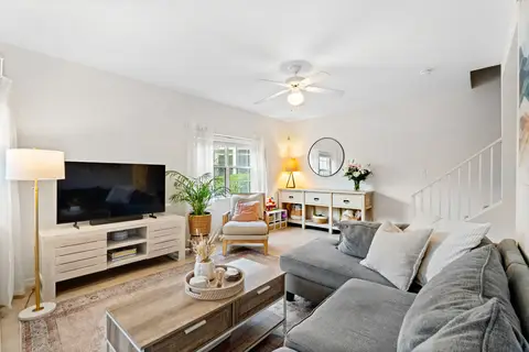 FOR SALE: 2 Bedroom Pool View Condo in South Sound
