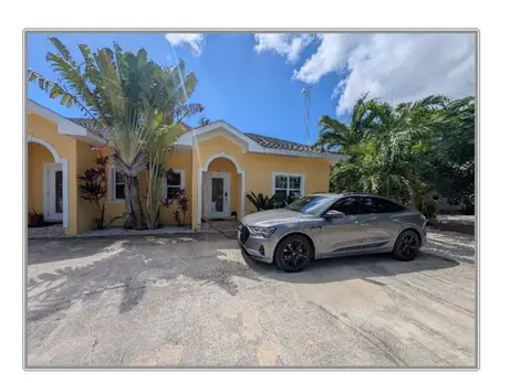 2 Bed 2 Bath - Lower Valley