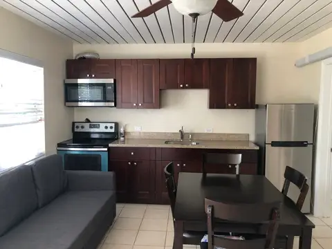 Georgetown Central! 2 Bedroom 1 bath apt. a short walk Smith Road,