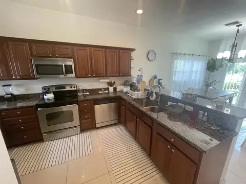 3 Bedrooms Townhomes