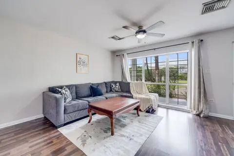 SUNRISE, phase 2, 3bed/2bath -- END UNIT GROUND FLOOR