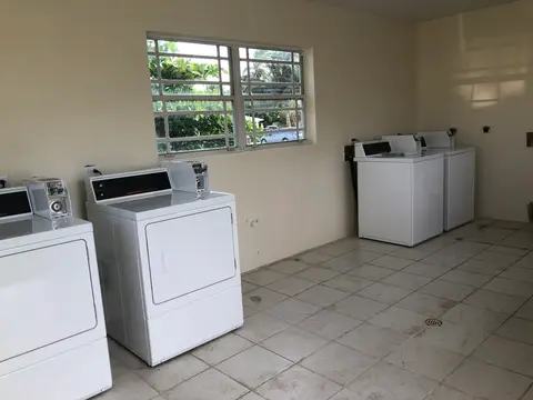 Convenient 2 bedroom 1 bathroom, George Town #37