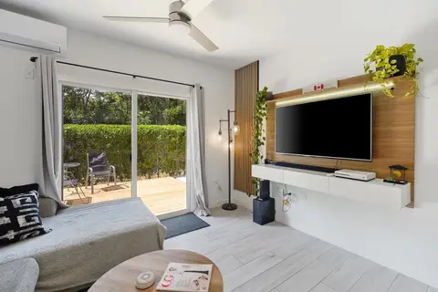 1 bedroom end unit lighthouse manor