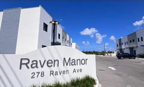 CENTURY 21 | 2 BED / 2.5 BATH RENTAL - RAVEN MANOR