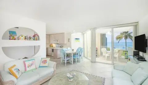 CENTURY 21 | CAYMAN REEF OCEANVIEW - 3BED/2BATH - AVAILABLE APRIL 15-NOV 30 - ALL INCLUSIVE