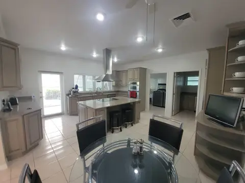 Family Home in SMB