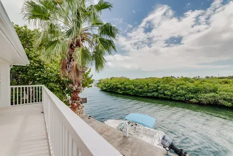 CENTURY 21 | REDUCED! #1 CANAL HOME UNCLE BOB LANE
