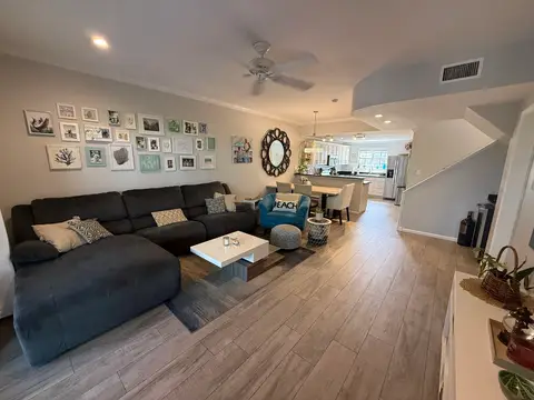CENTURY 21 | STUNNING 3 BED MYSTIC RETREAT GT