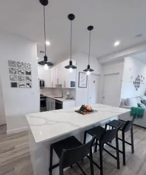 CENTURY 21 | 19 NORTH CONDO 3 - 12 MONTH LEASE