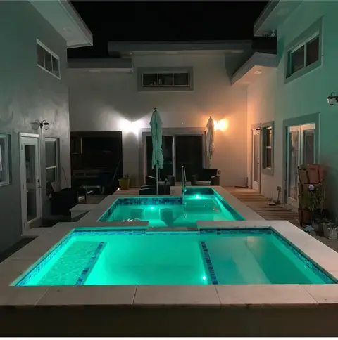 2 bed apt for rent