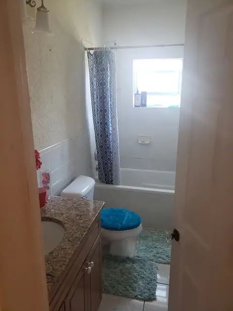 COZY 1 BR APT 4 RENT