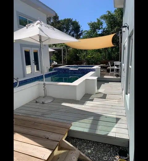 2 Bed apt for rent