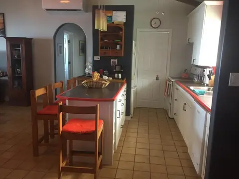 3 bed/2bath beachfront cottage