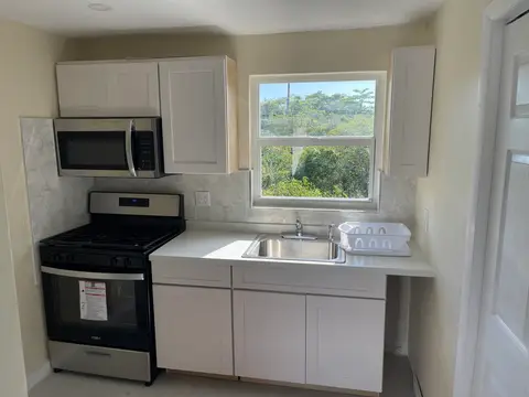 (Sale Pending) One bedroom one bathroom - NEW