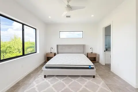 BRAND NEW 2-BED 2.5-BATHS TOWNHOUSE AT PRIVE