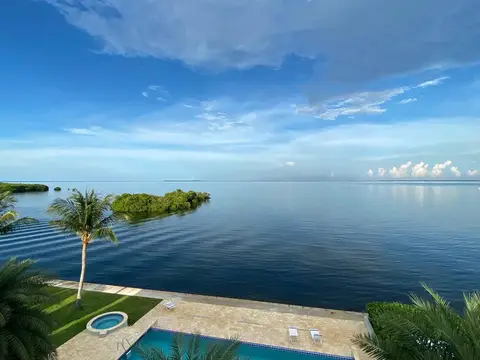 (Sale Pending) Executive 2 Bed + Den Penthouse Long Term Rental | 180° North Sound Views - SMB Corridor