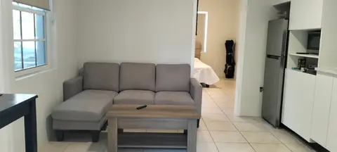 Walkers Road Apartment