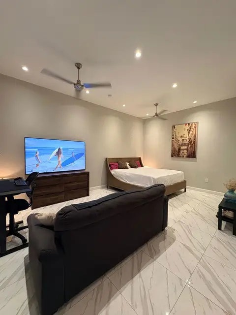 All inclusive Studio Apartment in George Town ( near A. L. Thompson's)