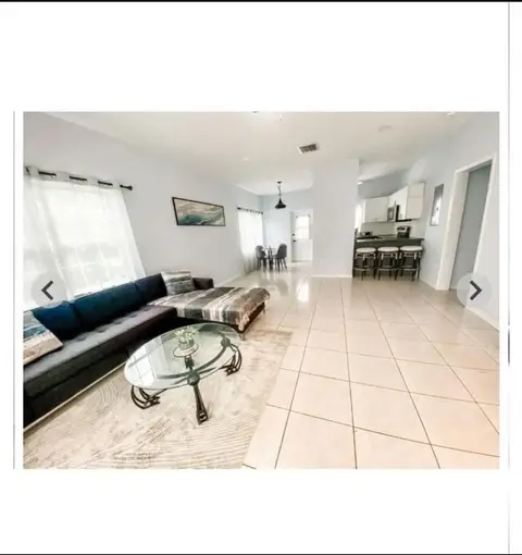 1Bed Room in 2BR Apartment – Private Bathroom, Utilities + Internet Included