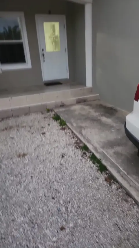 room for rent for rent at Spotts. Norfolk Drive. please call 13459387594