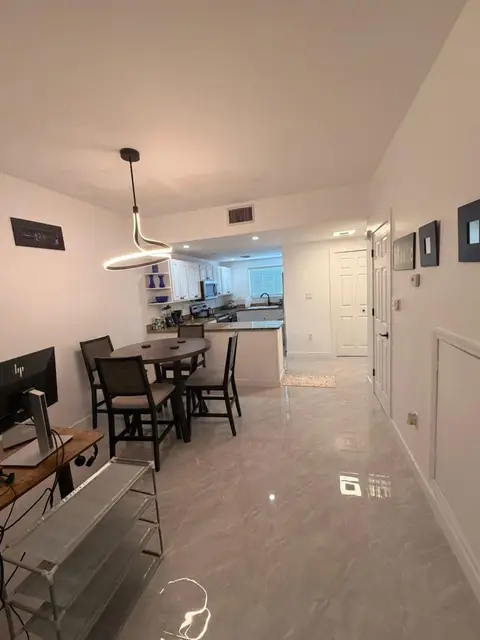 Sunset Retreat - Townhouse for Sale