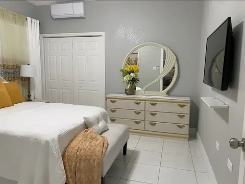 1 Bed/1 Bath Apt For Rent