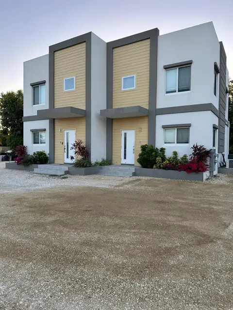 2BD/2.5BA Townhouse for Rent
