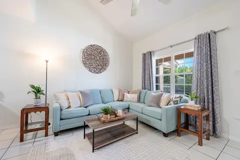 FOR RENT | SOUTH COVE IN SOUTH SOUND | AVAILABLE NOW!
