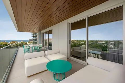 FOR LEASE | ONE|GT Unit 922 Arise Suite - 2-bed & 2-bath