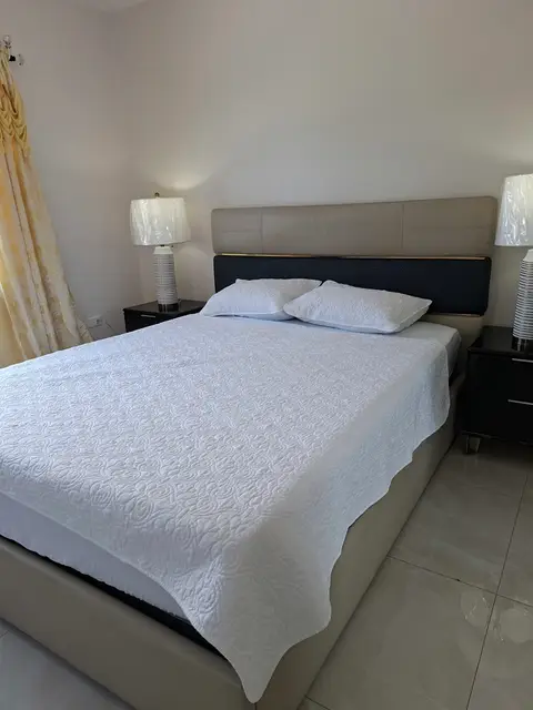 One bedroom bathroom