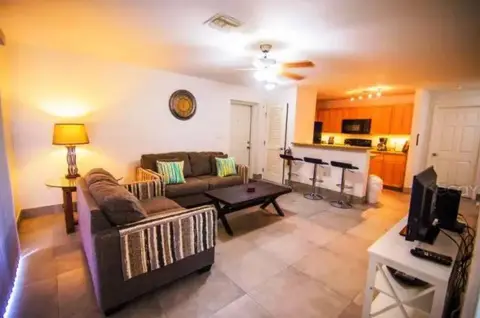 Roommate wanted– Lady Professional Only