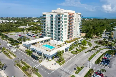 CAMANA BAY - KAPOK RESIDENCE 905 (ONE BED) ONE MONTH RENT FREE