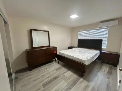 West Church Street – Unit 5 – 2 Bed 3 Bath plus den (with Murphy bed) -West Bay