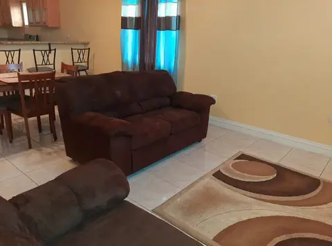 Spacious 2bed 2bath apartment for rent call 5475780