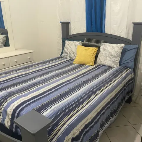 Newlands one bedroom apartment for rent