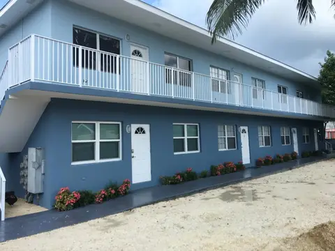 $1,500 GT Small 1B. Private & comfortable apartment off Godfrey Nixon for one person.