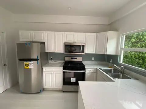 One Bed One Bath in Lookout Gardens BT