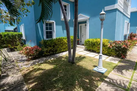 CENTURY 21 | STUNNING 3 BED MYSTIC RETREAT GT