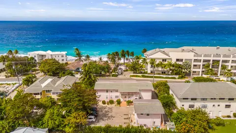 CENTURY 21 | DOLPHIN APARTMENTS