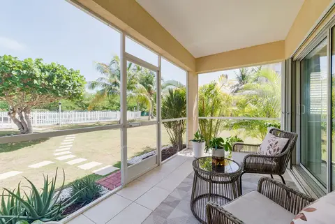 CENTURY 21 | CONCH POINT GARDENS